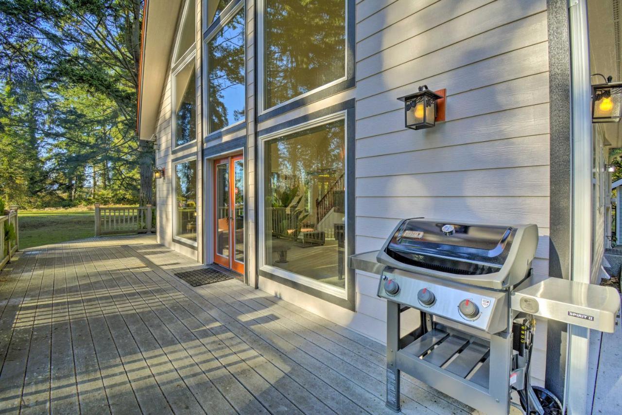 Fox Paws Luxury Cabin - Hot Tub, Fire Pit & Pines! Hansville 外观 照片